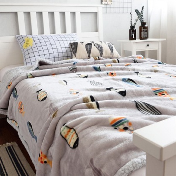 赢家体育暖洋洋大鱼羊羔绒毯(570浅灰)